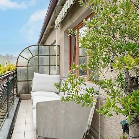 アパート Blue Church Loft Terrace & Free Parking Nearby ブラチスラヴァ